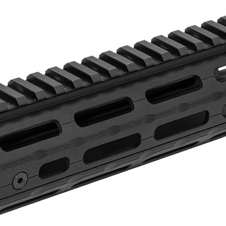 UTG MTU001SSM      AR15 SUPER SLIM MLOK HANDGRD
